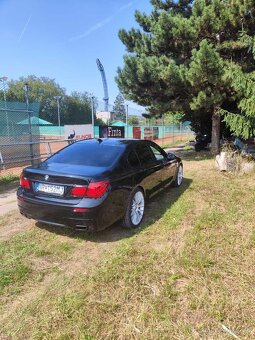 BMW 750i xdrive facelift 330kw f01 - 3