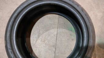 Predám 2ks letných pneu 295/35 R20 a 2ks 255/40 r20 - 3