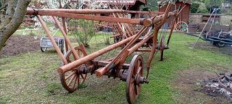 Starý drevený konský voz - rebriňak II - 3