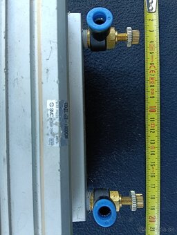 Pneumatický valec SMC 100 mm - 3