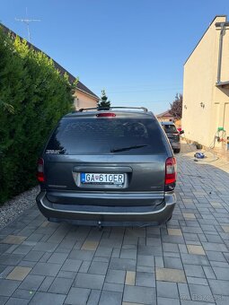 Chrysler Grand Voyager - 3