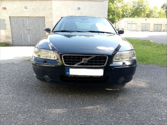 Volvo S60 2,4 benzín Facelift manuál - 3