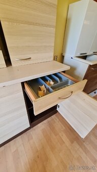 Predám kuchynskú linku D 160cm - 3