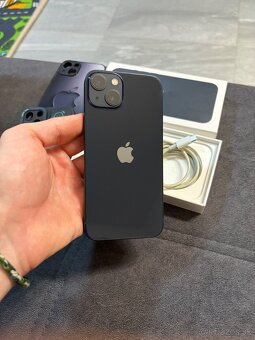 Predám iPhone 13 256gb tmavo modrý - 3