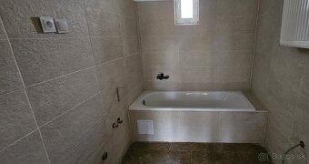 GEMINIBROKER Vám ponúka útulný dvojizbový dom v obci Nyíri - 3