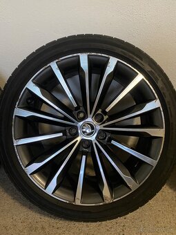 Originál Škoda kola R19 - 3