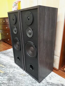 Stĺpové repro bedne Tesla (REZERVOVANÉ do 2.2.2026) - 3