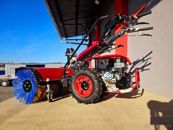 Dvojkolesový jednoosý traktor, malotraktor - 3