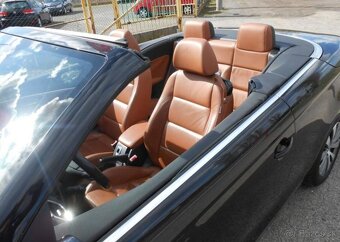 Volkswagen Eos 1,4 TSI 90 kW Serviska benzín - 3