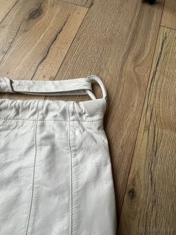 Biela kožená kabelka Trussardi - 3