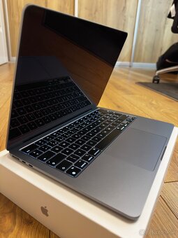 MacBook Air M2 13” - 3