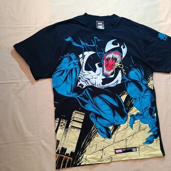 Huf x Marvel čierne tričko s potlačou Venom M - 3