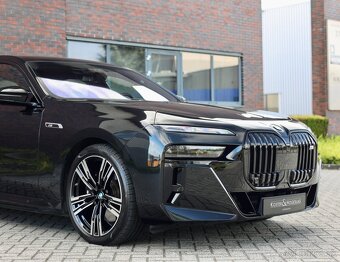 BMW NEW7 M760e XDRIVE 420KW Hybrid INDIVIDUAL - 3