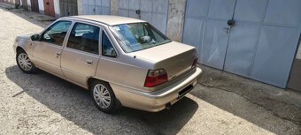 Daewoo Nexia - 3