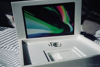 NOVÝ - Macbook Pro 2022 M2 -13”, 16GB RAM - 3