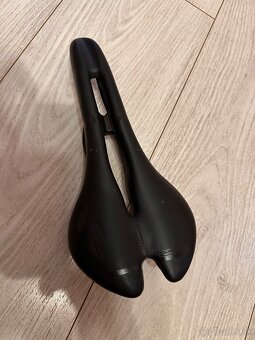 Selle San Marco Aspide Open-Fit Dynamic Narrow sedlo, 132 mm - 3