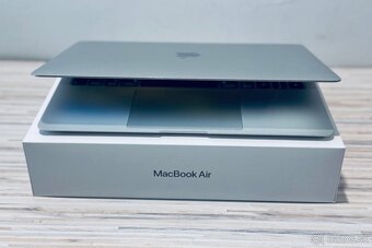 Macbook Air 13” i5 1,6GHz, 256GB SSD, 8GB RAM, top stav - 3