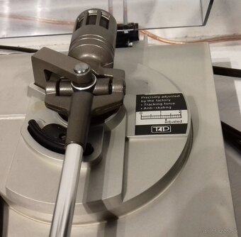 STRIEBORNY gramofon TECHNICS SL-BD21, DC servo, Japan, AG27 - 3
