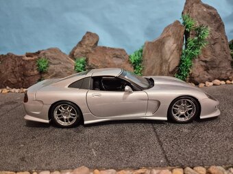 Prodám model 1:18 Callaway C12 AUTOart - 3