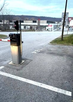 PREDAJ- parkovacie státie na Agátovej ul. v Dúbravke, BA IV - 3
