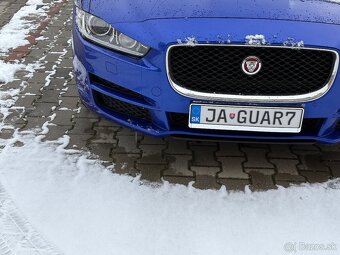 Jaguar XE 2.0 AWD - 3