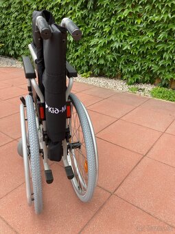 predám nový invalidný vozík odľahčený šírka sedu 51cm - 3