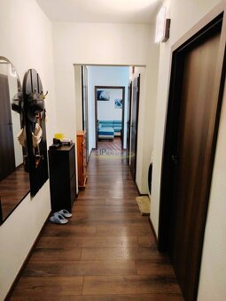 PREDAJ 2 izb. bytu ,52,50 m2, BA - Hornádska ul,2/8.posch., - 3