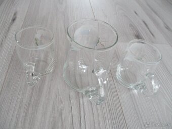 sadu troch starožitných sklenených pohárov - 3