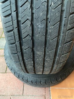 235/70R16 - 3