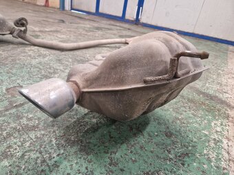 Výfuk Jeep Grand Cherokee WK2 3.0 CRD - 3