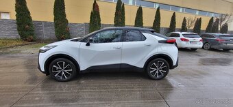Toyota C-HR 2.0-l-VVT-i Hybrid - plug-in - 3