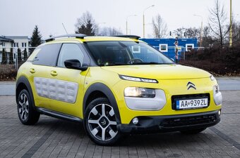 Citroën C4 Cactus 73kW (2015) - 3