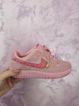 Tenisky Nike Air max LV - 3