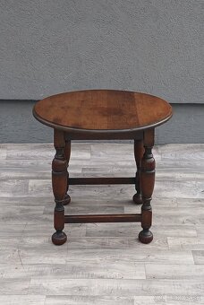 Stolík okrúhly starožitný. - 3
