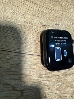 Apple Watch SE 45 mm - 3