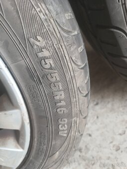 215/55R16 - 3