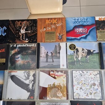 CD-čka..AC/DC,PINK FLOYD,DAVID GILMOUR,LED ZEPPELIN.... - 3