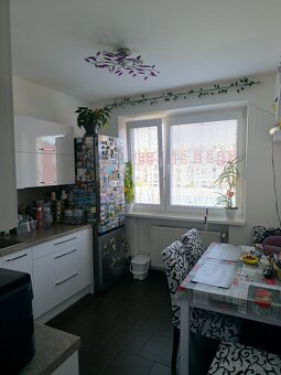 Na predaj 3 Izbový byt 72m2 , Ťahanovce , Bruselska. - 3