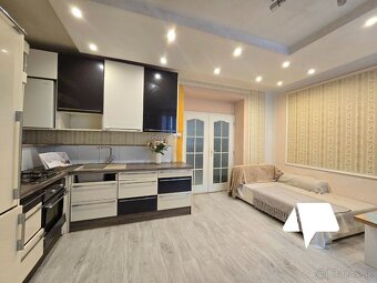 REZERVOVANÝ- Predaj 3-izbový byt Nitra centrum- priamo na pe - 3