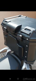 Kufor na moto - 3