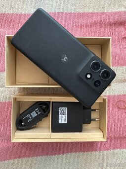 MOTOROLA Edge 50 PRO - 3
