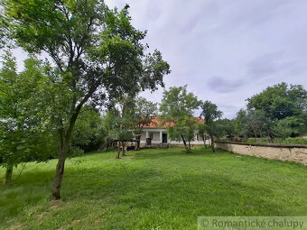 VÝRAZNE ZNÍŽENÁ CENA - Unikátny meštiansky dom s veľkou zá - 3