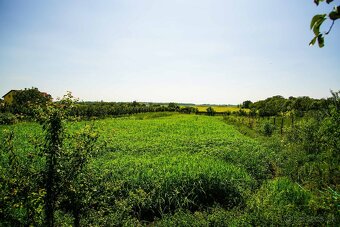 Na predaj pozemok blízko centra s výhľadom na kalváriu - 3