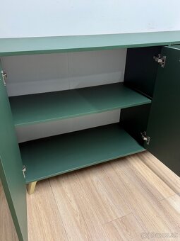 Komoda - 3