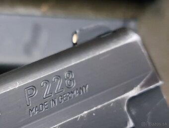SIG SAUER 228 - 3