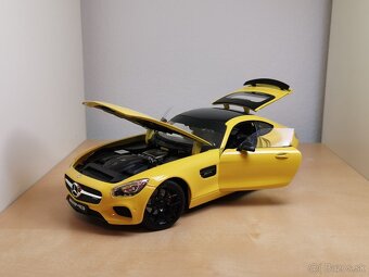 1:18 Mercedes AMG GT - 3