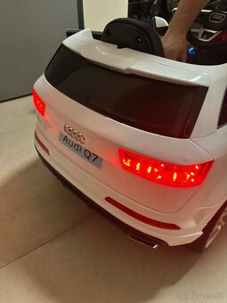 Elektricke auticko Audi Q7 - 3