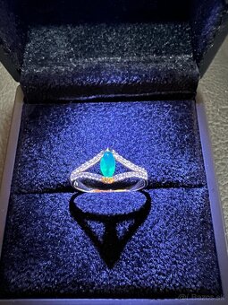 Zlatý dámsky prsteň - luxus - 3