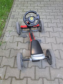 Slapacia motokara ferrari - 3