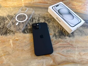 Predam Iphone 15 128gb cierny - 3